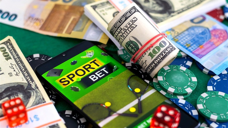 Play live games and win big. 14 Play live games and win big. 14